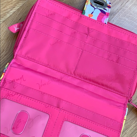 Vera Bradley large wallet - Picture 3 of 4